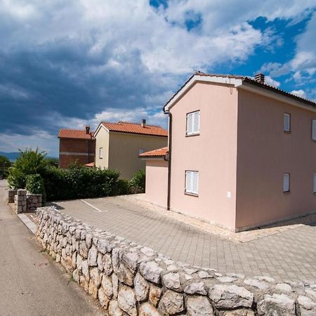 Apartment Rose Malinska Buitenkant foto
