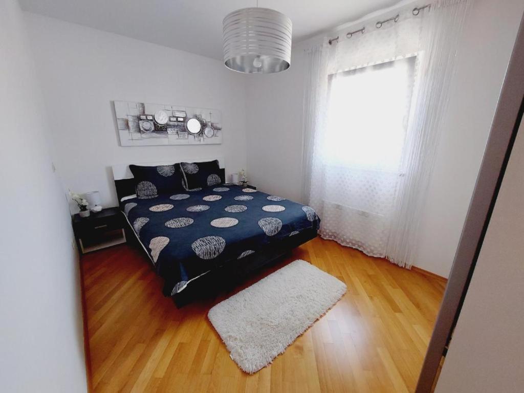 Apartment Rose Malinska Buitenkant foto